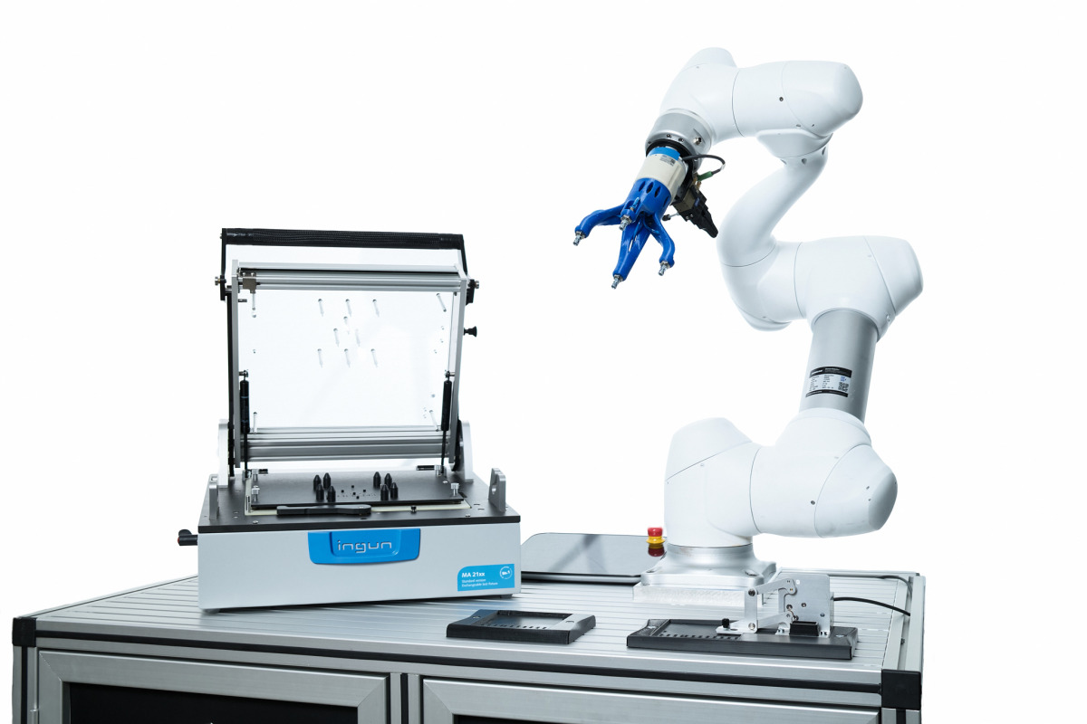 Case study: Our test automation consultants built a robot-guided test bench for electronics
